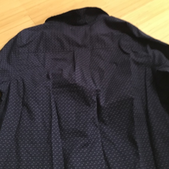 Like New Navy Button Down - Picture 4 of 4