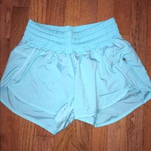 LULULEMON Tracker Short Aqua Size 6