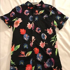 PacSun button-up short sleeve shirt