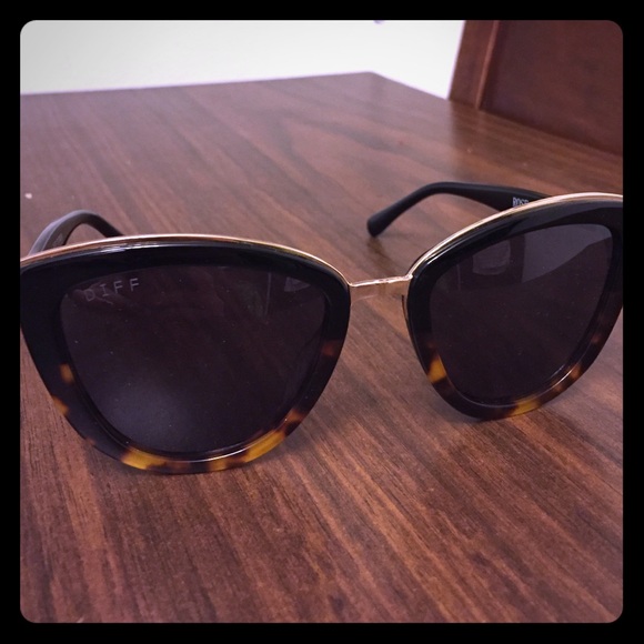 DIFF sunglasses