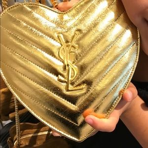 Meet your Posher, Norma