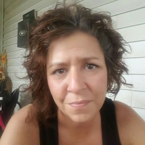 Meet your Posher, Corina