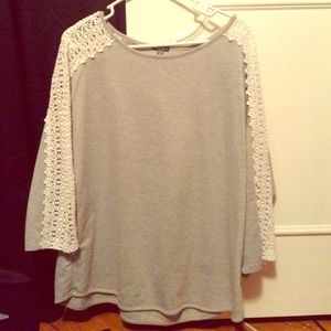 Scoop neck gray shirt