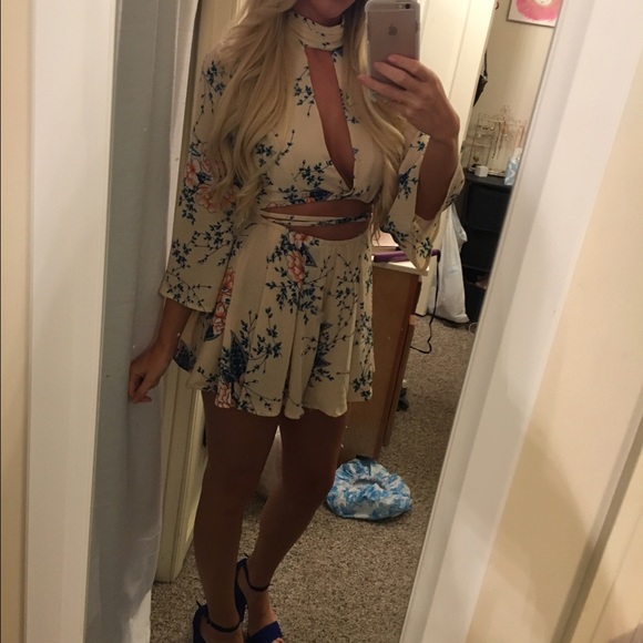 Tan romper - Picture 3 of 3