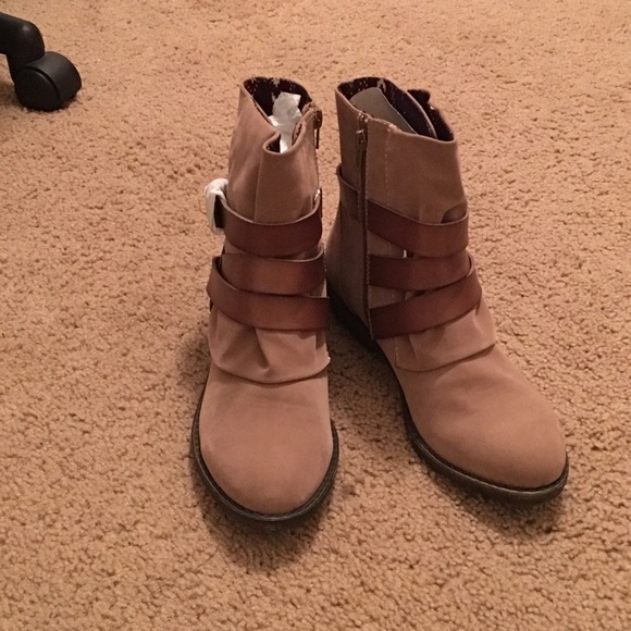 Size 10 booties