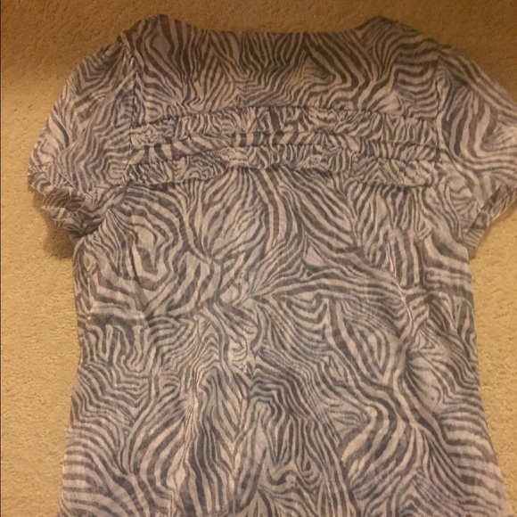 FOREVER 21-Sheer Zebra Top (S) - Picture 4 of 4
