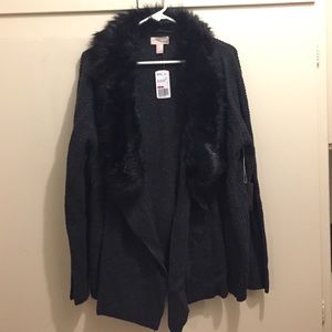 Charcoal cardigan with removable fur collar
