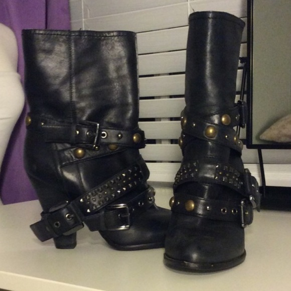 🔴SALE🔴ALDO Leather Studded Black Boot size 6