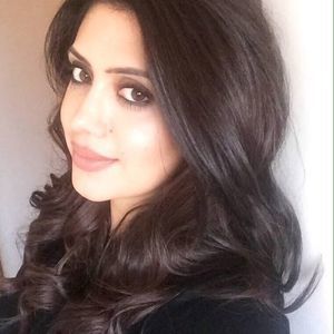 Meet your Posher, Faiza