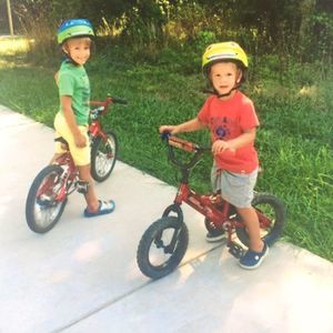 Meet your Posher, Debi