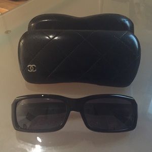 Chanel Sunglassas