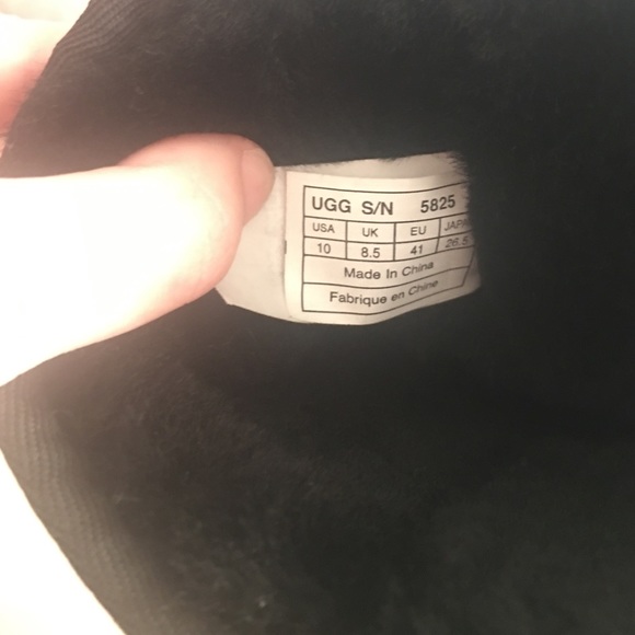 Black Ugg Boots - Picture 3 of 4