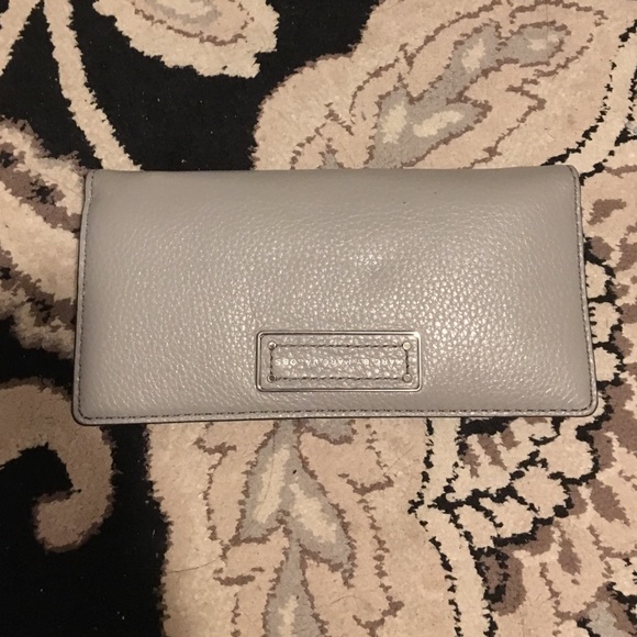 Marc by marc Jacobs grey snap wallet