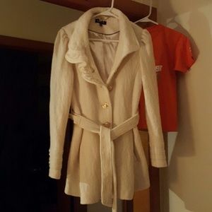NWT Bebe ivory wool boucle coat