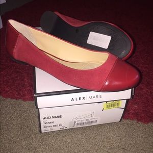 Suede flats, never worn