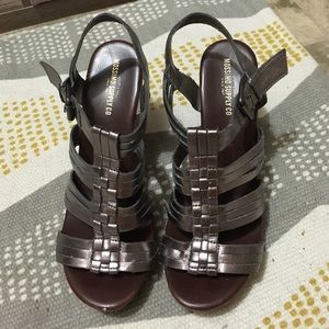Target chunky silver wedges