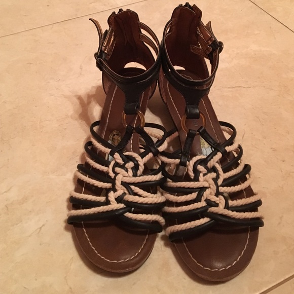 Gladiator sandals size 8