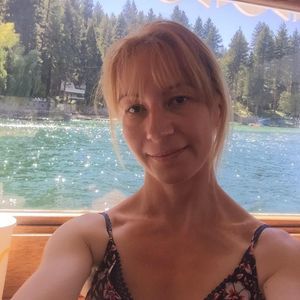 Meet your Posher, Irina