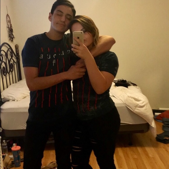 Meet your Posher, Paris - Picture 1 of 1