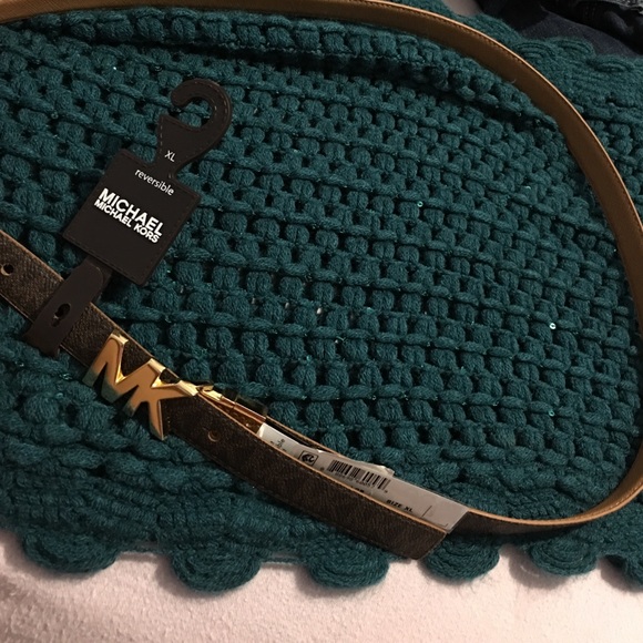 Authentic Michael Kors reversible belt