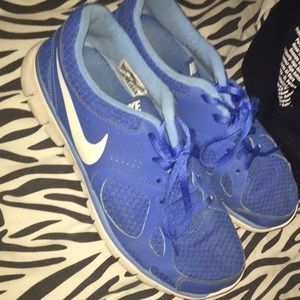 Blue Nike Gymshoes