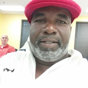 Meet your Posher, Warren