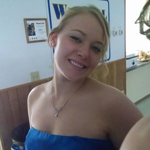 Meet your Posher, Lydia