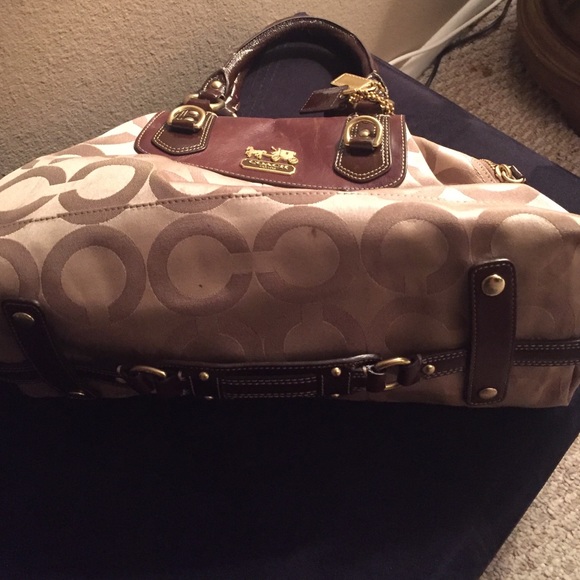 Bag - Picture 2 of 2