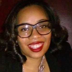 Meet your Posher, Yolanda