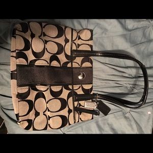 Coach medium tote