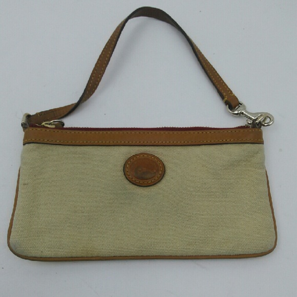 Dooney & Bourke Handbags - Dooney & bourke wristlet