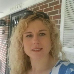 Meet your Posher, Angie