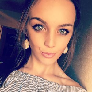 Meet your Posher, Bailey