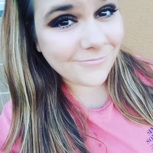 Meet your Posher, Kimberly