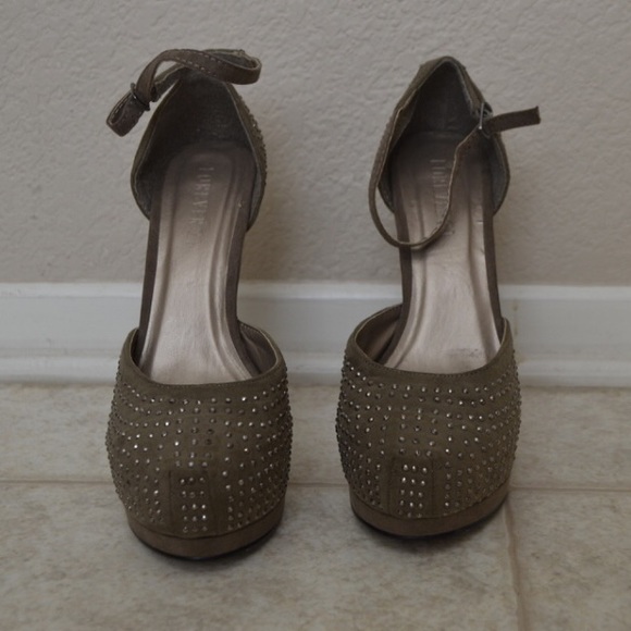 Forever 21 sequin platform heels - Picture 2 of 3