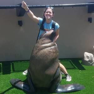 Meet your Posher, Eva