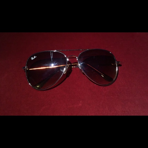 Sunglasses - Picture 3 of 4