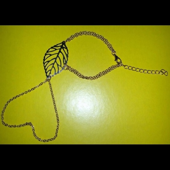 Hollow leaves finger bangle chain