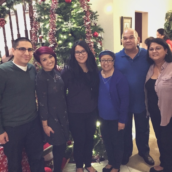 Meet your Posher, Candice - Picture 5 of 8