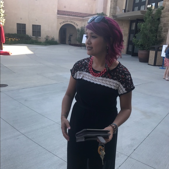 Meet your Posher, Candice - Picture 3 of 8