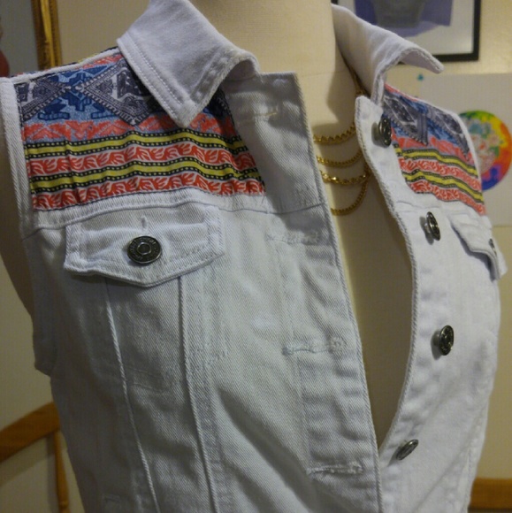Jackets & Blazers - 🎆 tribal short jean vest🎆
