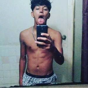 Meet your Posher, Derek