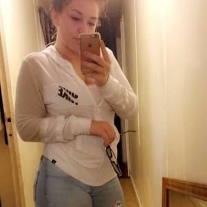 Meet your Posher, Molly