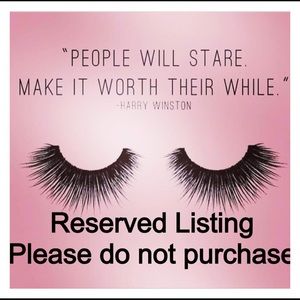 Small Dooney and Bourke handbag-EUC