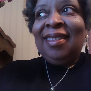 Meet your Posher, Gladys