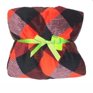 Vera Bradley Throw Blanket NWT