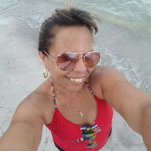 Meet your Posher, Rosa