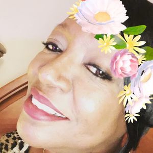 Meet your Posher, Cherrie