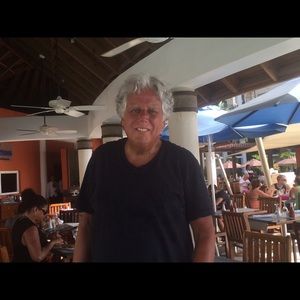 Meet your Posher, Kenneth