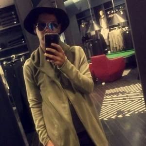 Meet your Posher, Dan christopher